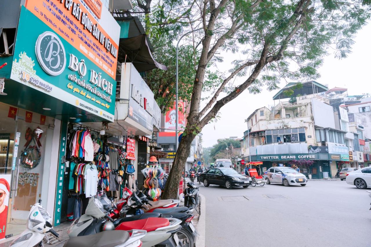 KADA Home - C123 - Steps to Train & Cuisine streets - B&B Hanoi