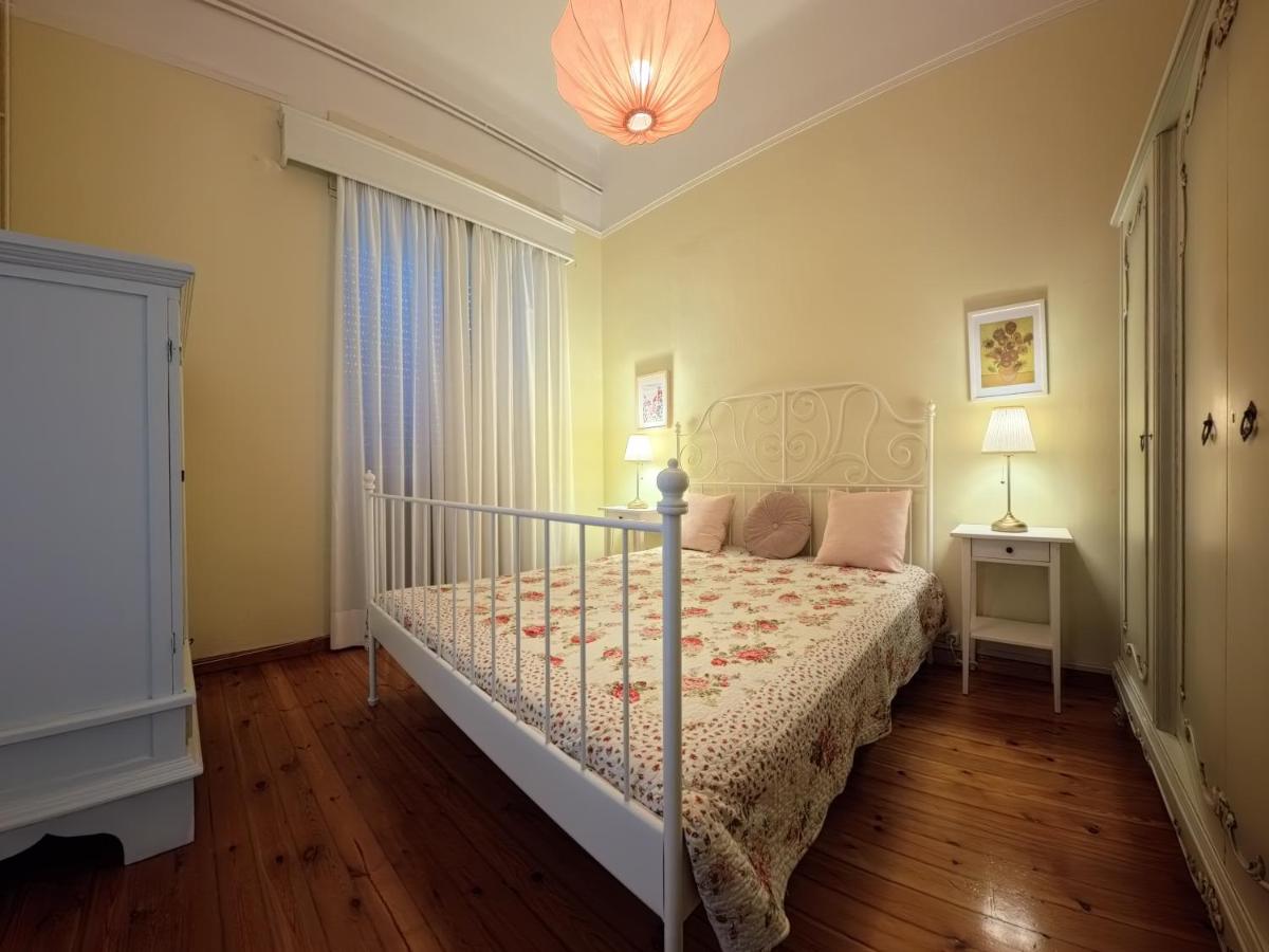 The Captain's Quarters - B&B Pireo