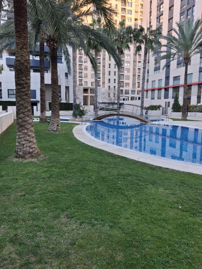 Apartamento Fabuloso Valencia - mínimo 10 noches - Chambres d'hôtes Valence