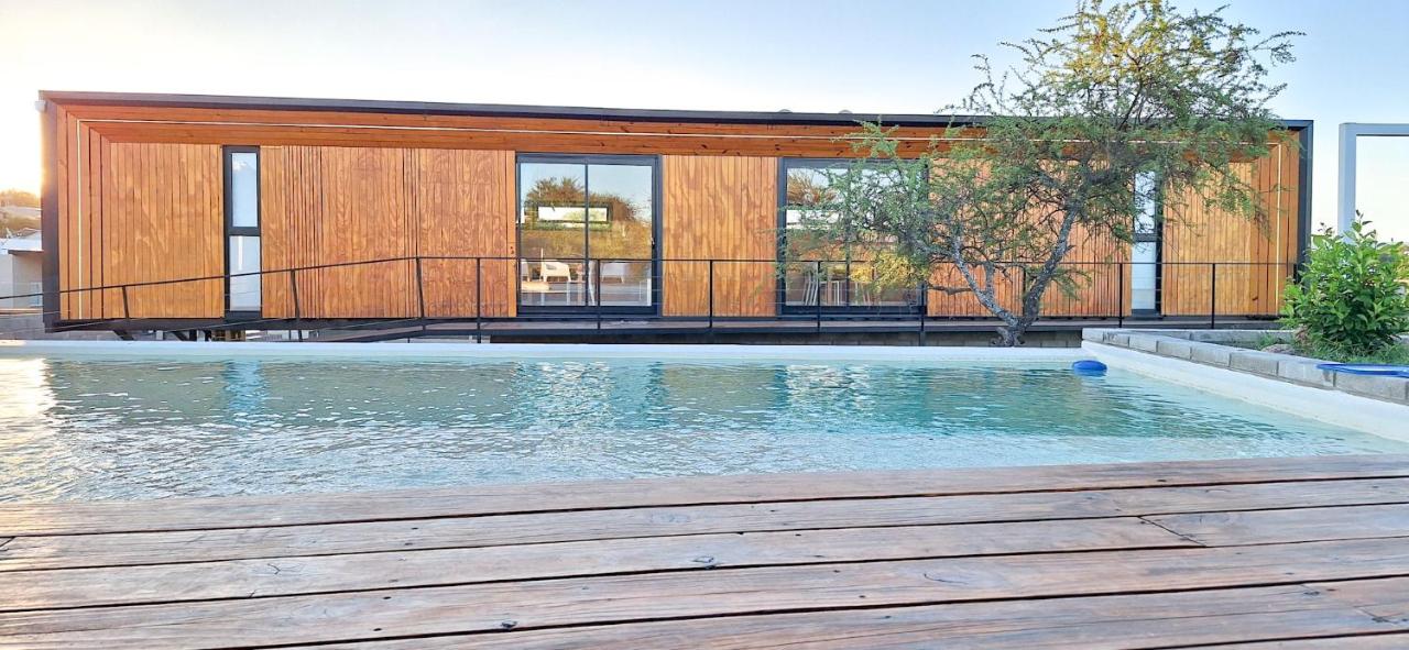 BLACK BOX CABAÑAS A - Chambres d’hôtes Villa Santa Cruz Del Lago