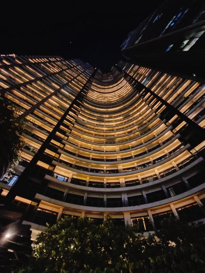 Barefoot Sanctuary - B&B Manila