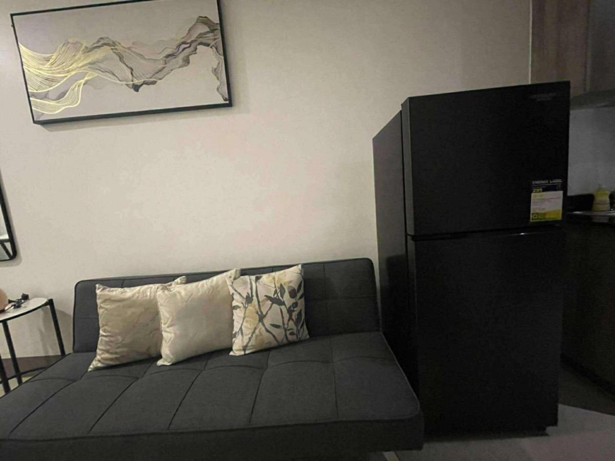 Fame Unit - B&B Manila