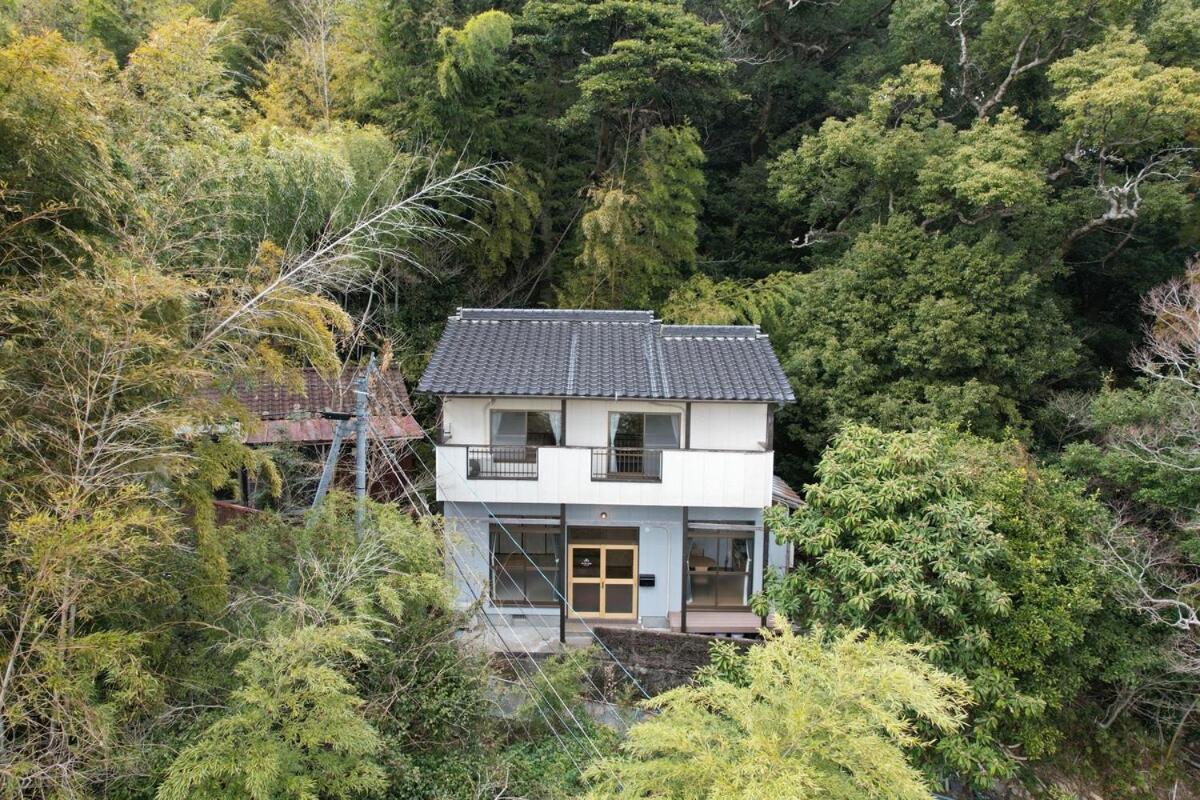 CLIP INN by RITO 坂の上の一棟貸し - B&B Tsushima