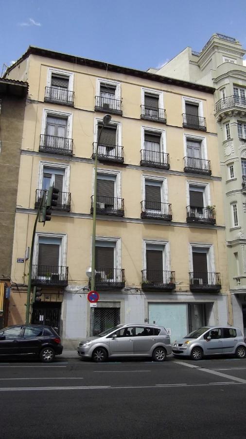 Hostal Rivera - Atocha - Ferienwohnung Madrid