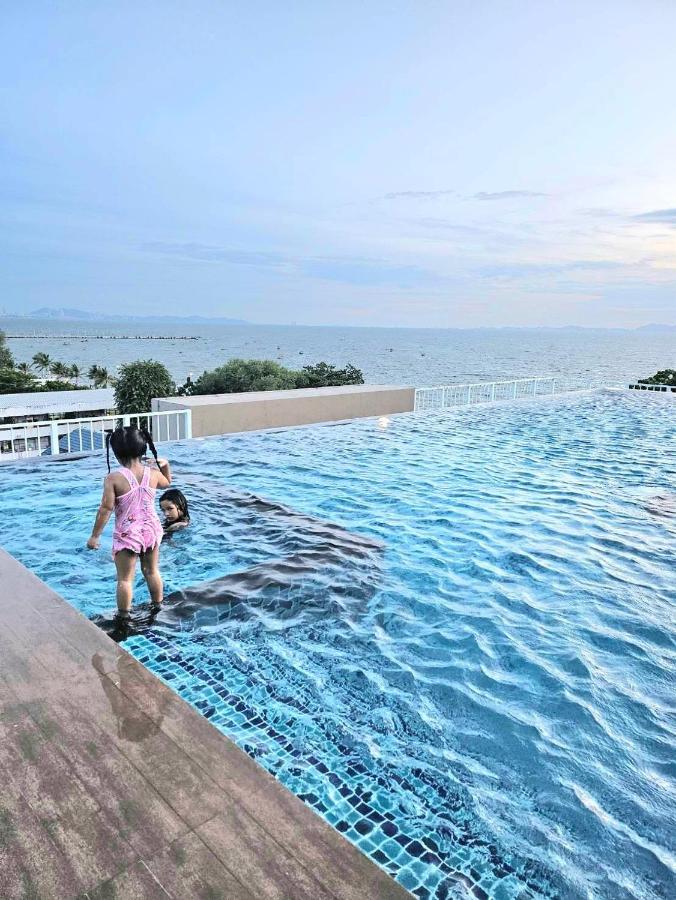 The Blu X Bangsaen 113 - B&B Ban Bang Saen