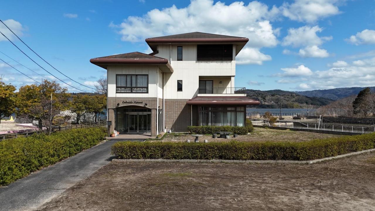 Lakeside Retreat - B&B Matsuzaki