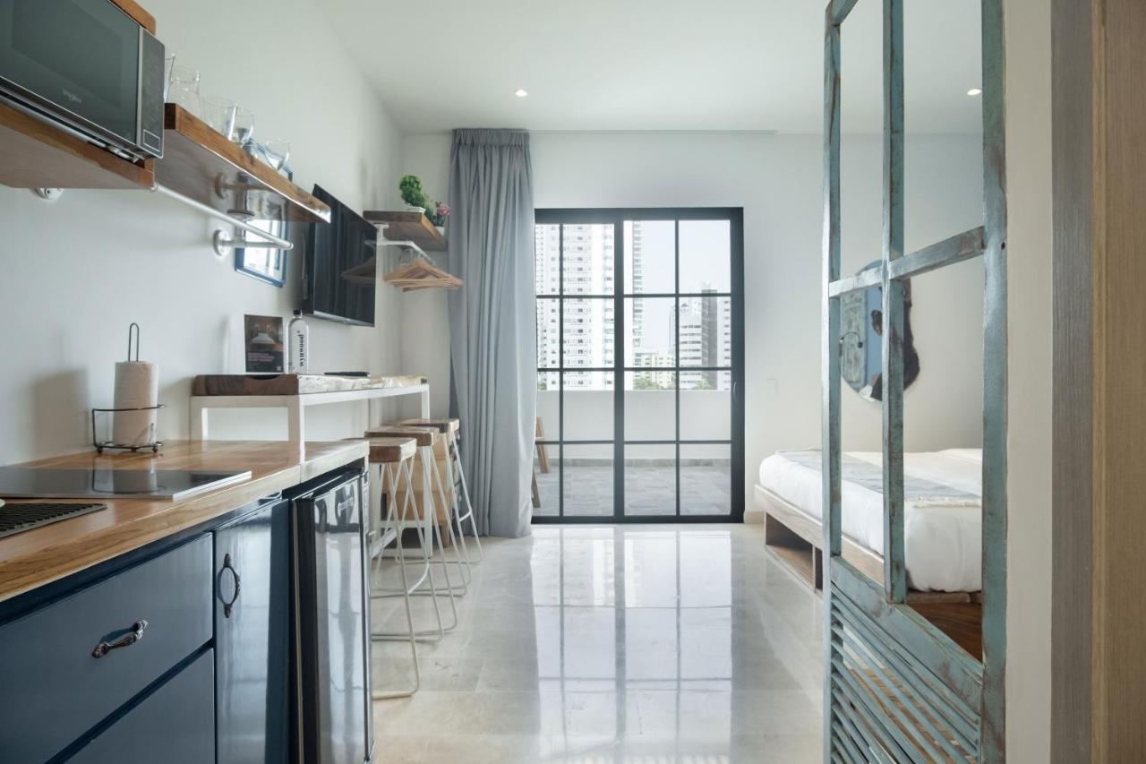 Apartment mit Balkon