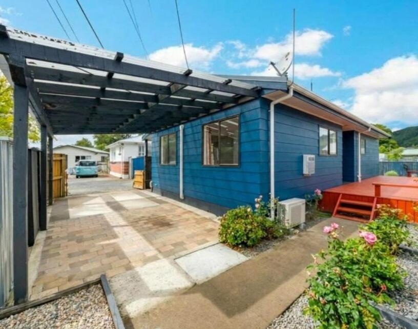 Stylish Trentham Retreat - B&B Upper Hutt