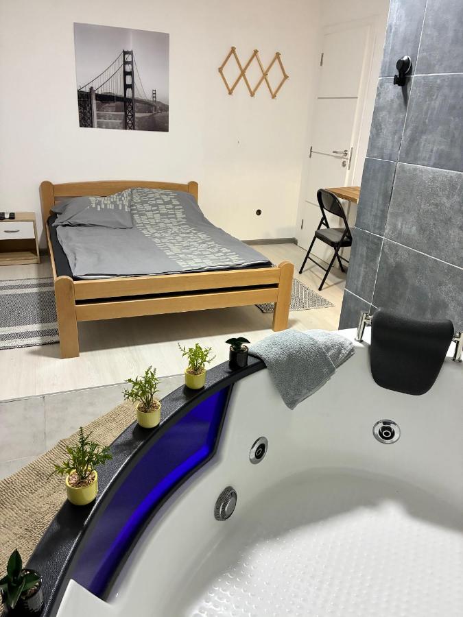 Camera Matrimoniale Deluxe con Vasca