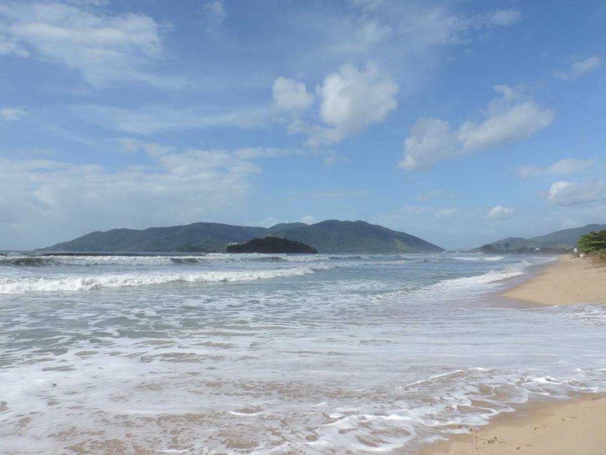 Casa Orquídeas Ubatuba Praia da Lagoinha - Chambres d’hôtes Ubatuba