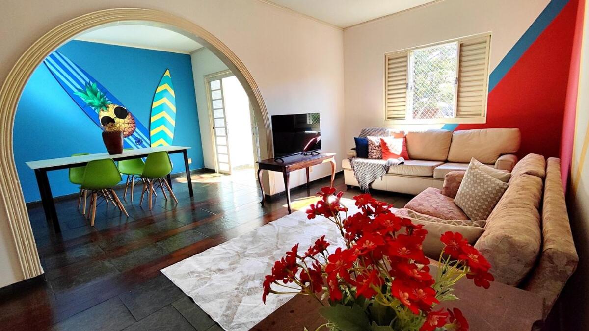 A2R ACOMODAÇÕES - Apto central e aconchegante - 1 a 6 hóspedes - B&B Santa Rita do Sapucaí