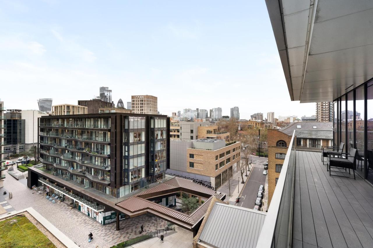 2-BR Flat AC Balcony Just Steps from Tower Bridge - B&B London