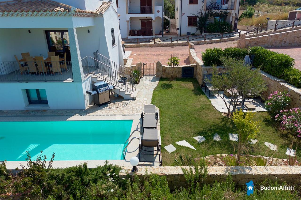 Villa con piscina Vista mare 12 posti letto by budoni affitti - Ferienwohnung San Lorenzo