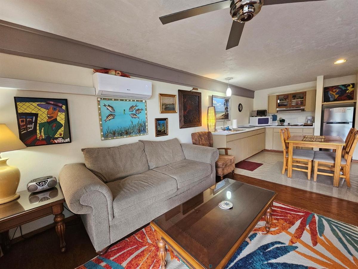 Park Place 229 -Parkside Escape -Downtown w view! - Ferienwohnung Cedar Key