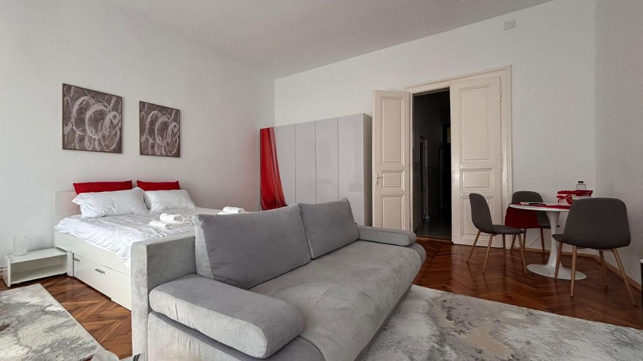 Central 16 Residence - Bed and Breakfast Timişoara