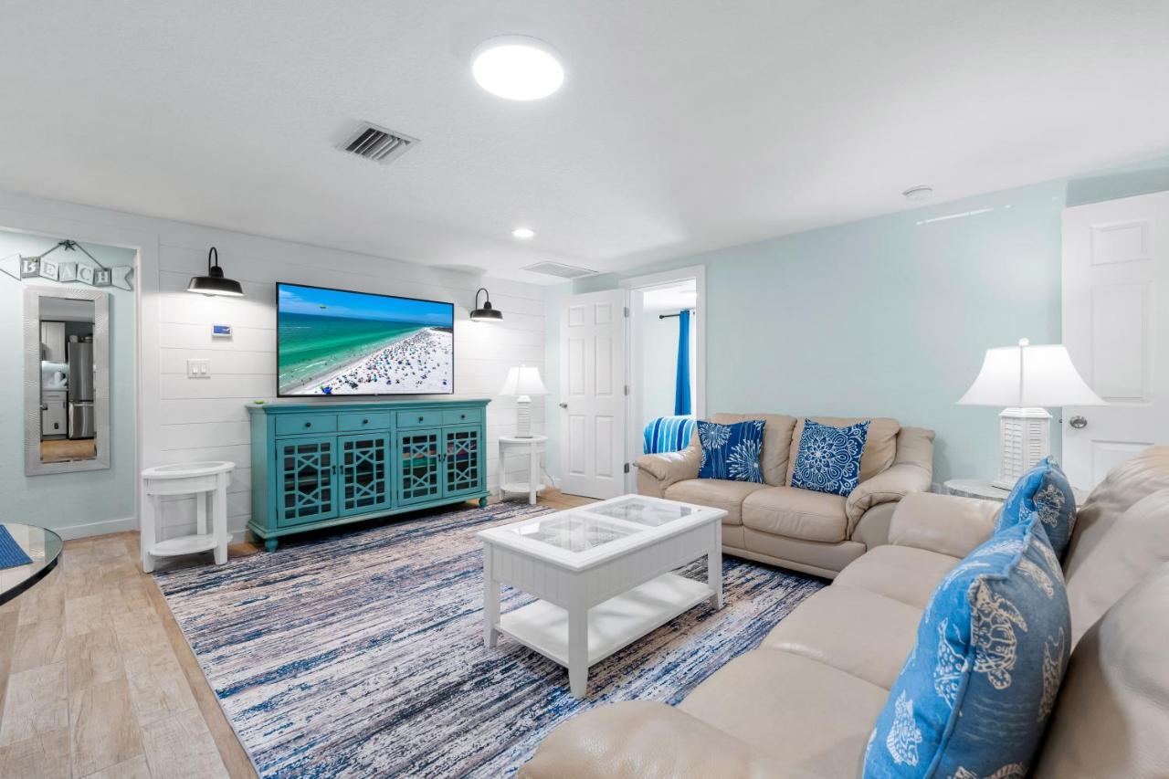 Star Fish 3 Bed 2 bath POOL Walk to Beach - B&B Sarasota