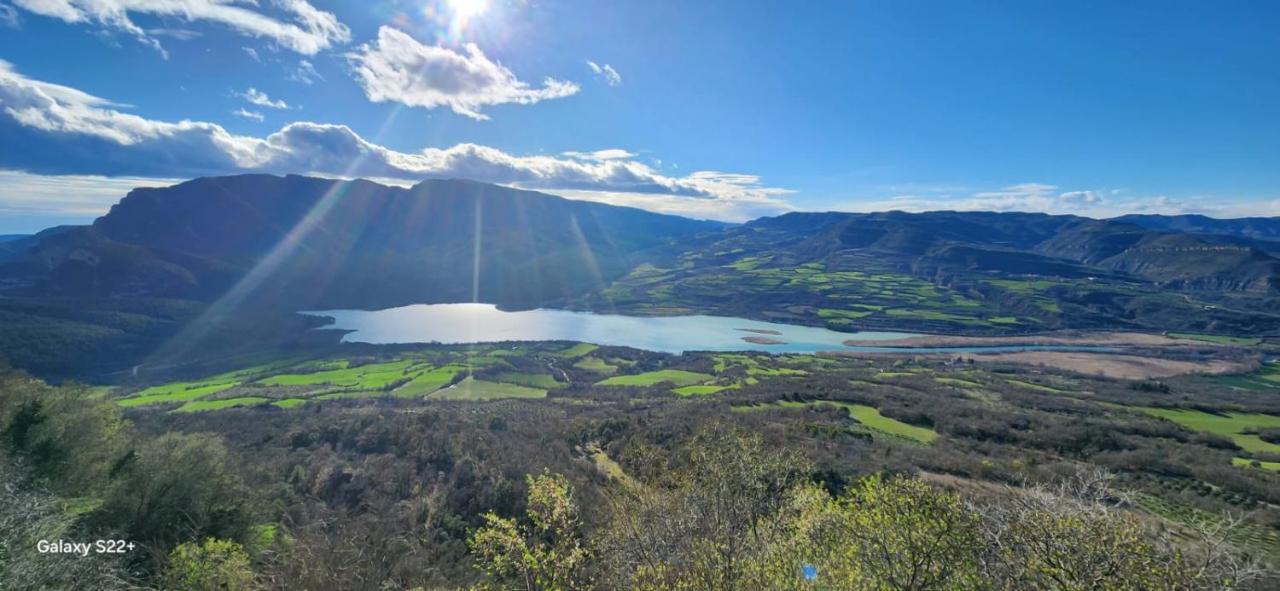 Hostal Centre Del Montsec - B&B Llimiana