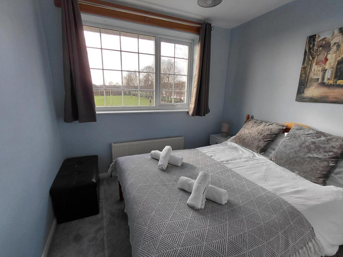 New listing Quiet and cosy fully equipped apartment Sleeps 4 2 Bedroom - Chambres d'hôtes Beeston