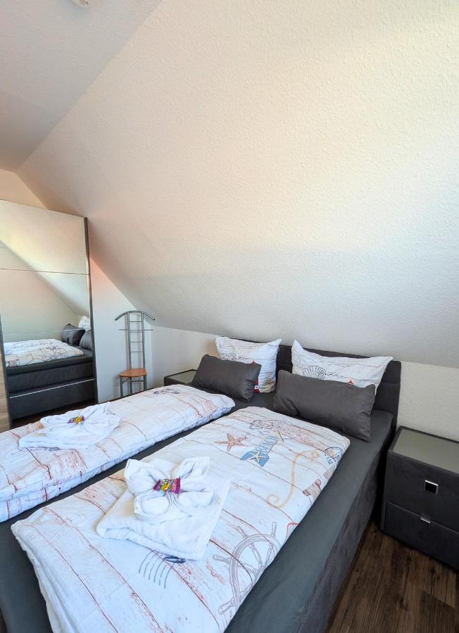 Haus Ausreißer 2 - Heimathafen - B&B Bensersiel