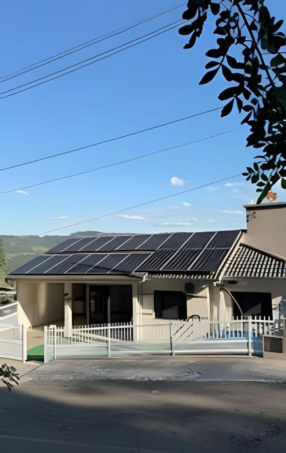 Casa c Jacuzzi|Climatizada,Espaçosa,Churrasqueira - B&B Piratuba