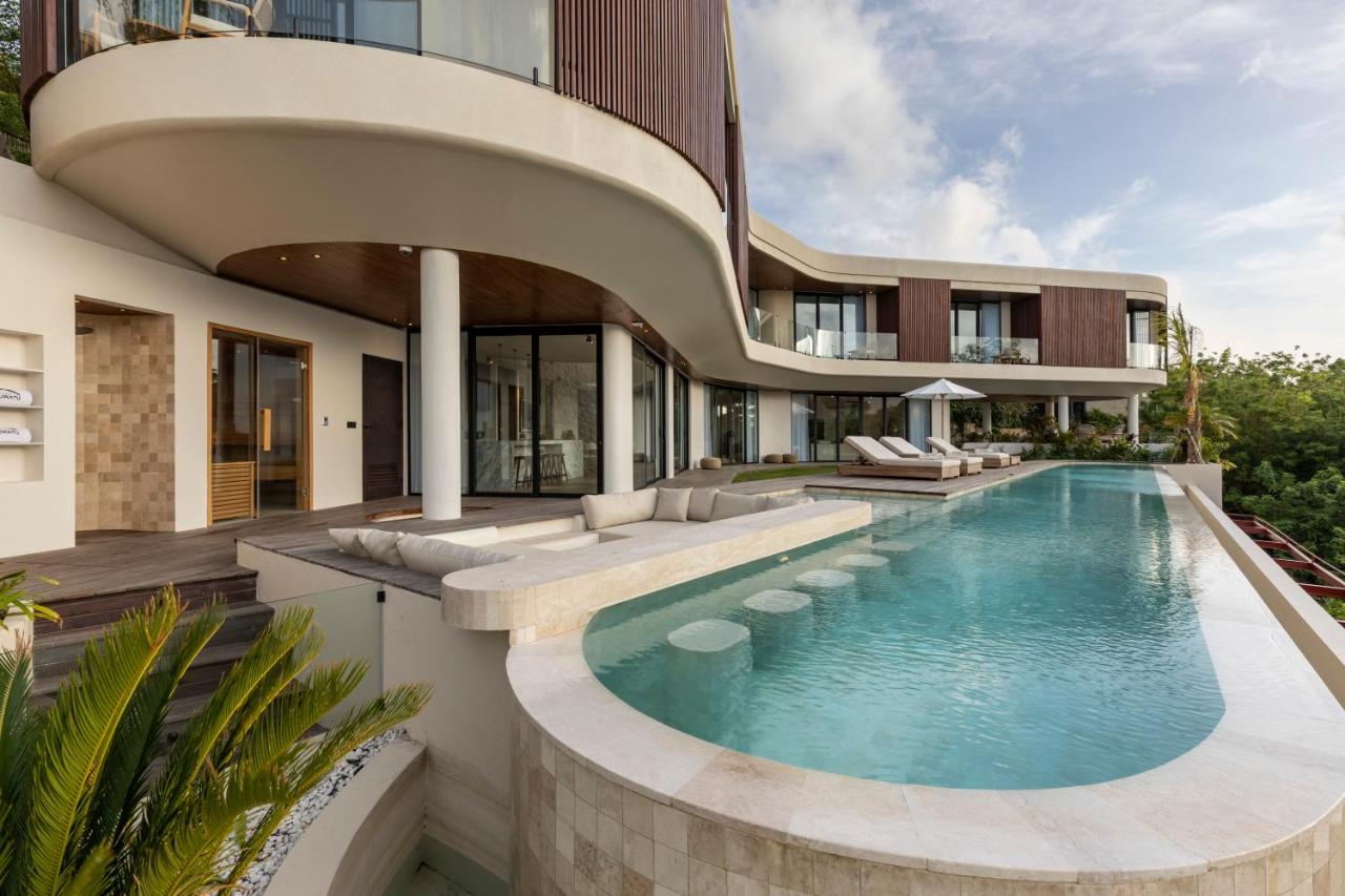 The Rang Uluwatu - Ocean & volcano views - B&B Uluwatu