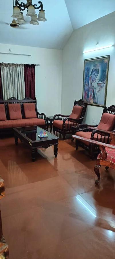 Villa in Chengannur - Bed and Breakfast Māvelikara