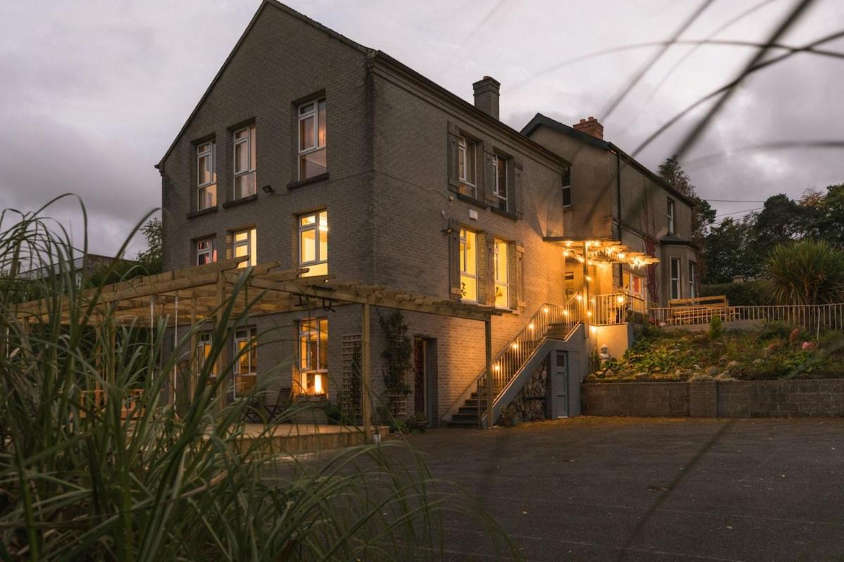 Wicklow House for Large Group with Valley Views and Sauna - B&B Rathdrum