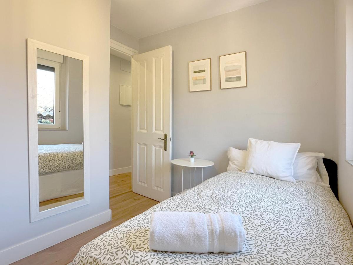 Apartment facing the Bizkaia Bridge, Bilbao - Chambres d’hôtes Portugalete