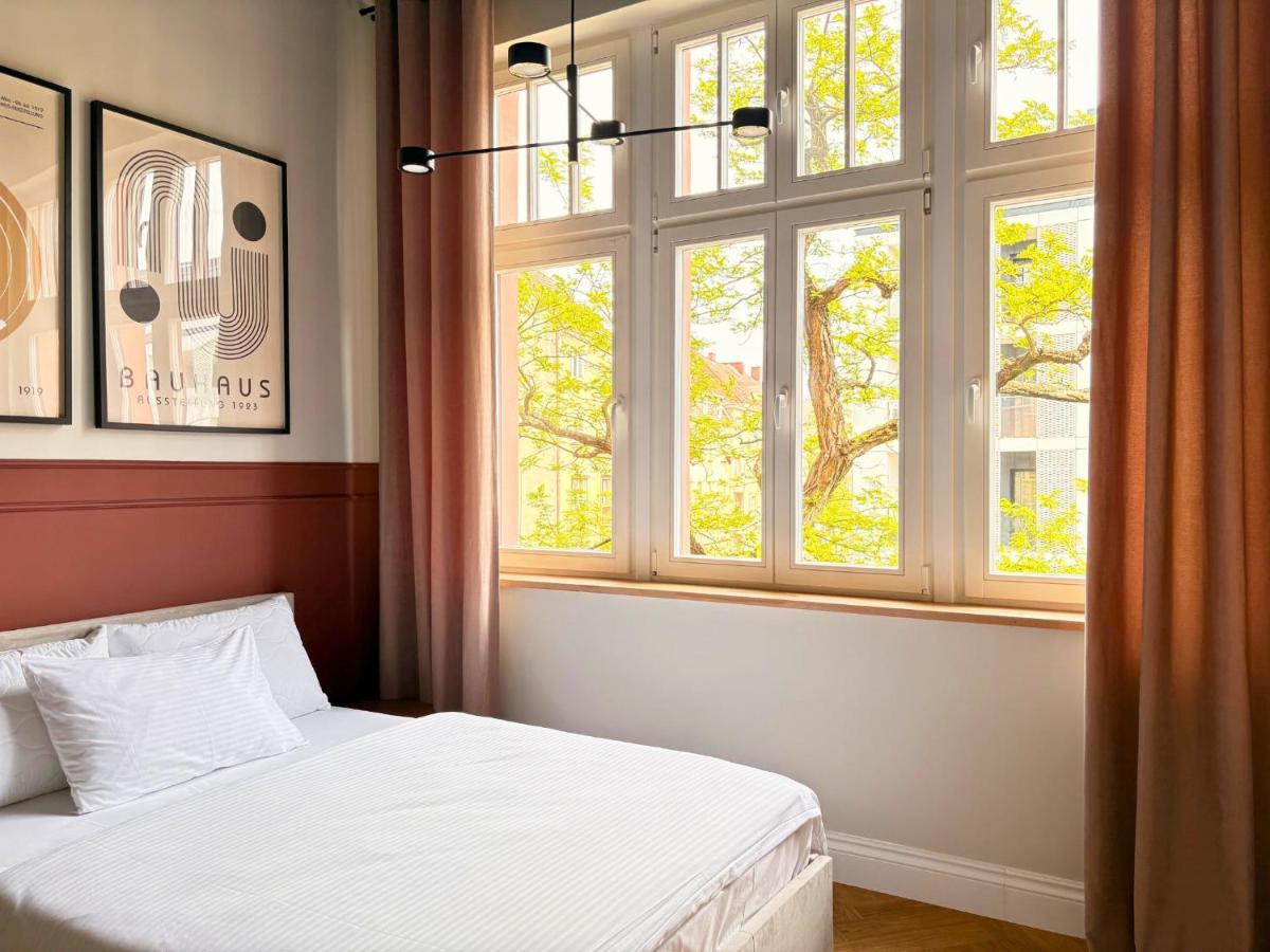 Eklektyczne Jeżyce Mood Apt, Idealne dla Foodies - Bed and Breakfast Poznań