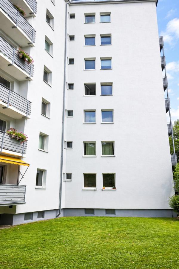 Quiet & Modern Studio near Tram & River Lech - B&B Augusta