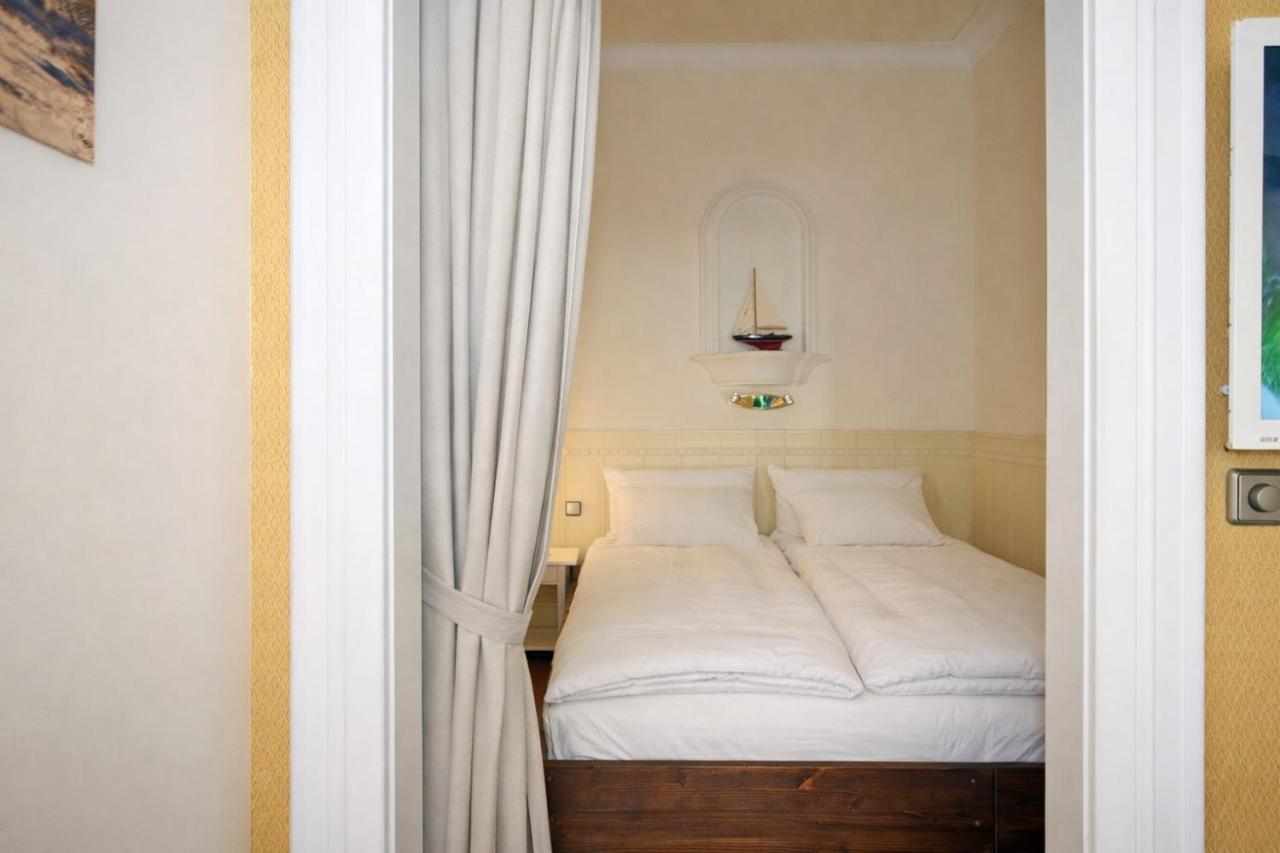 Villa Laura WE 1 - B&B Ostseebad Kühlungsborn
