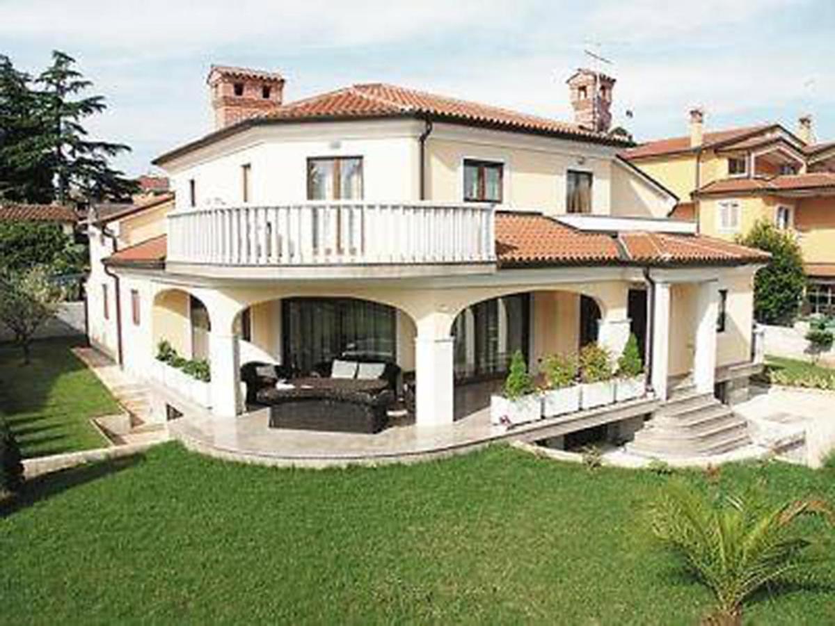 Apartments Villa Teuta - Ferienwohnung Umag