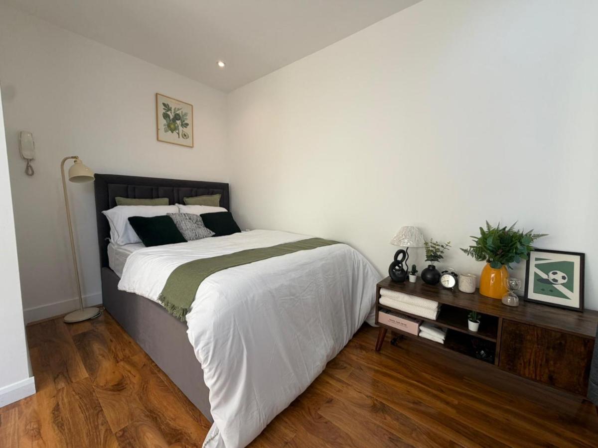 Kingsland Boutique stay- 2 bedroom near Shoreditch - Chambres d’hôtes Londres