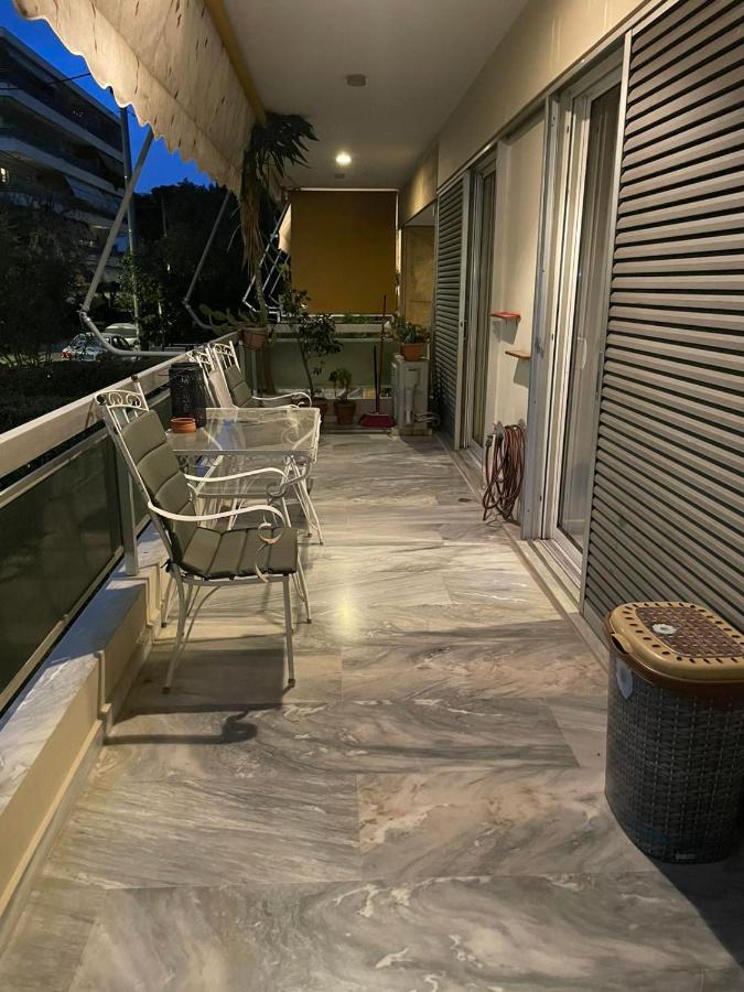 Irogami 3 Bedroom Apartment - 1 min walk from Cholargos Metro - B&B Atene