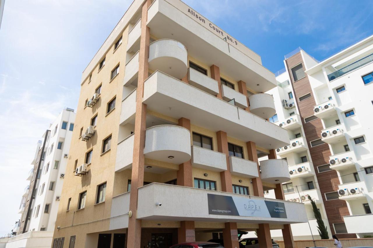 Nautica Luxe Heritage - Bed and Breakfast Larnaca