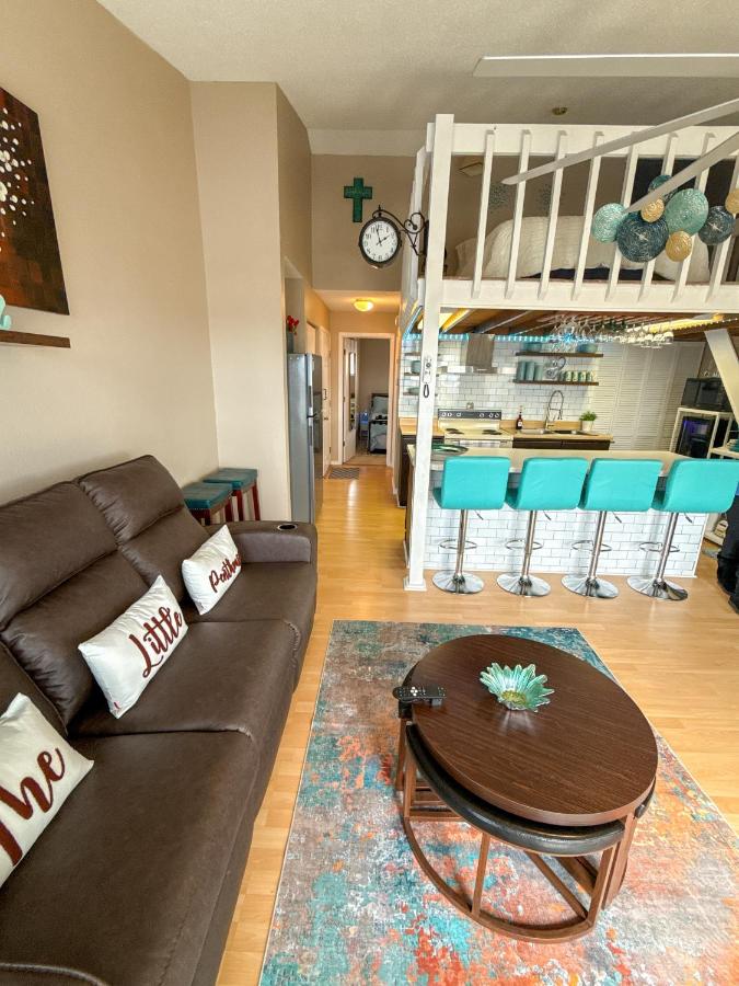 The Little Penthouse - B&B Lake Ozark