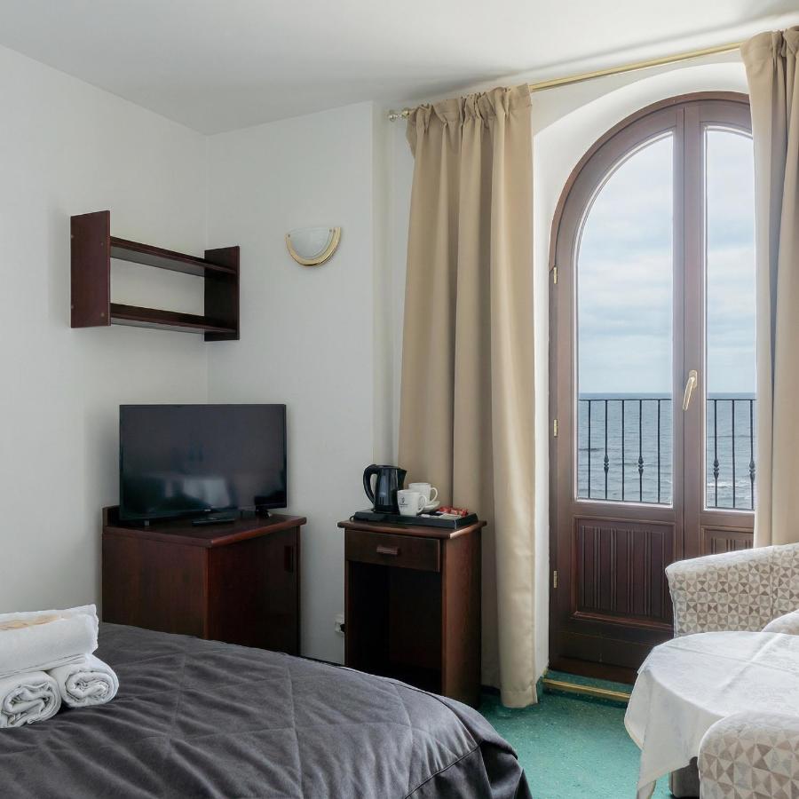 Double Room with Balcony and Sea View