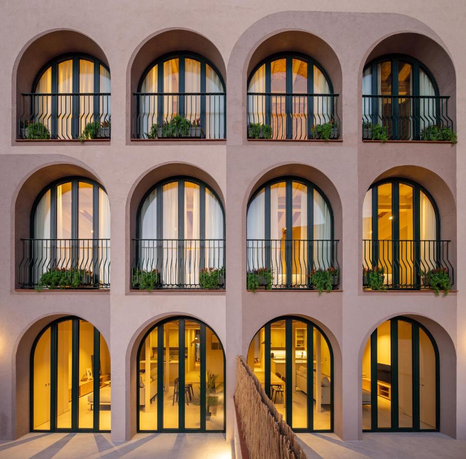 Casa Badajoz - B&B Barcelona