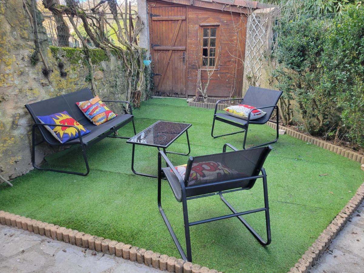 Petite maison avec jardin au centre du village - Ferienwohnung Nant