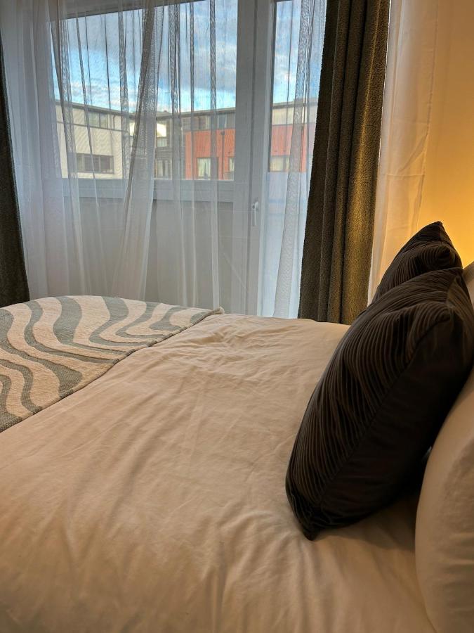 Modern Studio Apt In The Heart Of Bham - Bed and Breakfast Birmingham