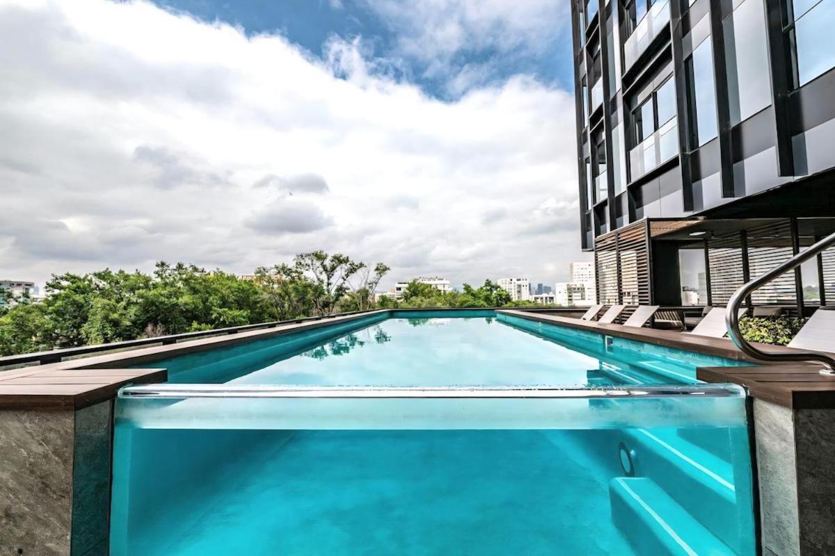 Depa premium con Alberca, Gym y Pádel - country club GDL - Chambres d'hôtes Guadalajara