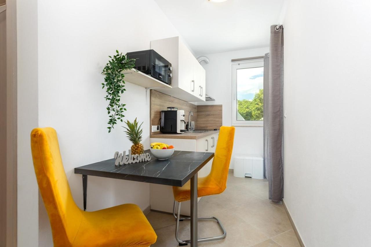 Appartement met 1 Slaapkamer en een Balkon
