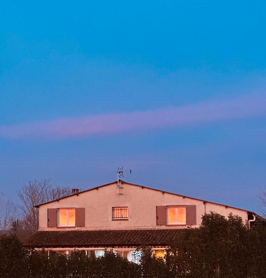 Villa Sainte Anne - Bed and Breakfast Sénas