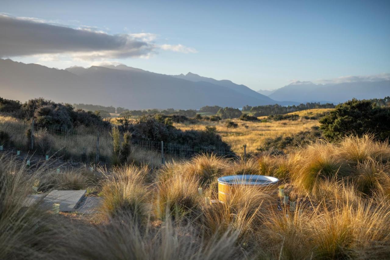 Mana Waiora Retreat - Luxury in Raw Wilderness - B&B Te Anau