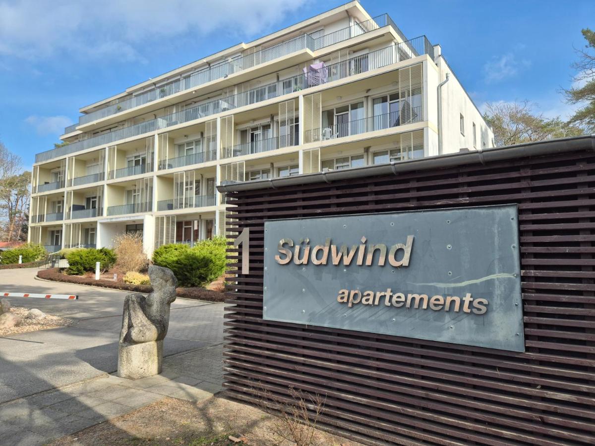 Südwind App2 - Modernes Apartment mit Pool und Sauna, nur 3 Gehminuten zum Strand - Chambres d'hôtes Seebad Zempin