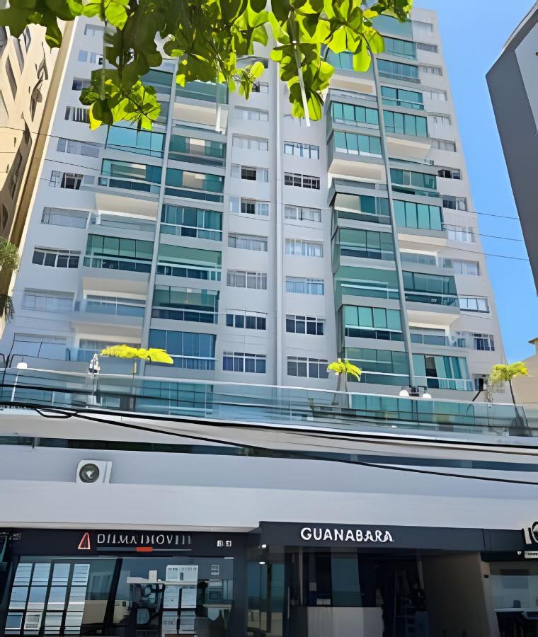 Apartamento de Frente para o Mar – Av. Atlântica - B&B Balneário Camboriú