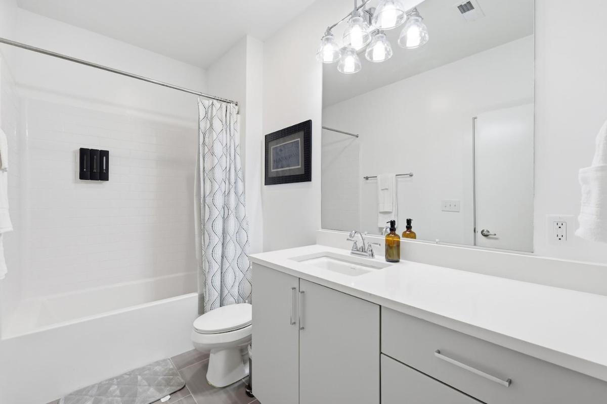 Peaceful Retreat - City Views, Close to Broadway - Bed and Breakfast Nashville