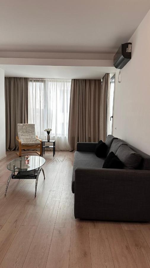 Warm apartment 4 - B&B Bucharest