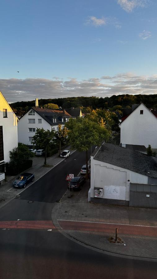 Zentral gelegenes Apartment mit Tiefgarage, Boxspringbett nahe Zoo - Ferienwohnung Osnabrück