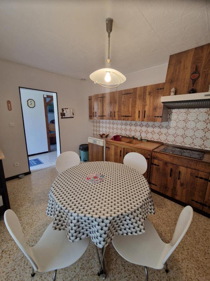 Villa avec jardin à proximité du Lac du Salagou - B&B Clermont-l'Hérault
